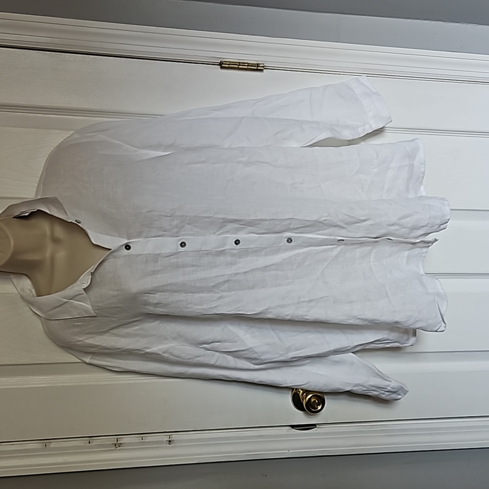 J. Jill White Linen Button-Down Shirt